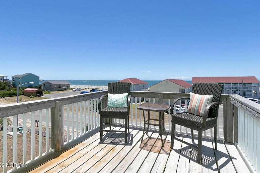 Pool Haven Ocean View Villa Oak Island Exterior photo