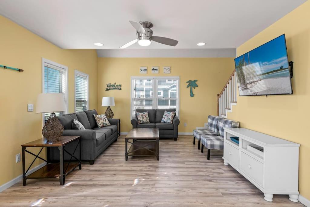 Pool Haven Ocean View Villa Oak Island Exterior photo